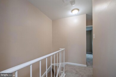 2090 Pilgrim Dr, Woodbridge, VA 22192 - photo 7