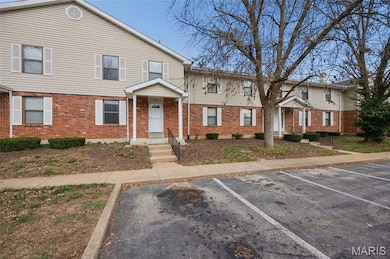 1911 Suns Up Ct unit 4, Florissant, MO 63031 - photo 3