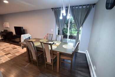 1217 S Old Wilke Rd unit RD102, Arlington Heights, IL 60005 - photo 6