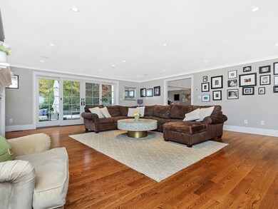 84 Paul Revere Rd, Needham Heights, MA 02494 - photo 4