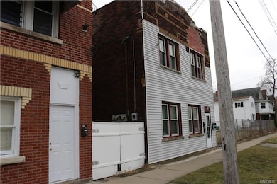 635 18th St, Niagara Falls, NY 14301 - photo 3