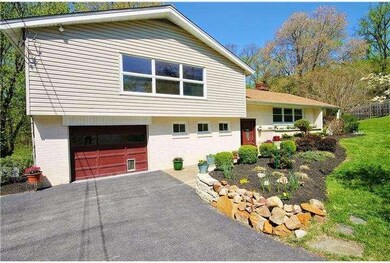 2154 Howell Rd, Malvern, PA 19355 - photo 2