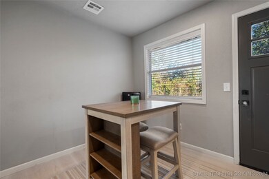 557 W 149th St, Glenpool, OK 74033 - photo 5