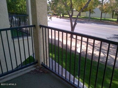 Phoenix-20121201-00071