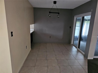 569 Hunter Cir, Kissimmee, FL 34758 - photo 3