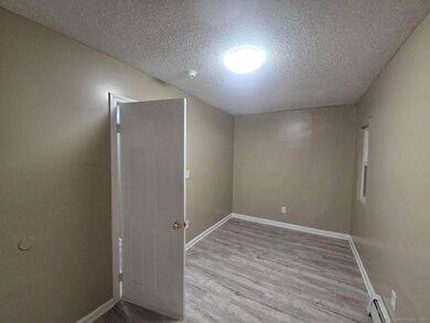 63 Seyms St unit 3, Hartford, CT 06120 - photo 5