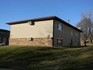 4004 21st Ave SW, Cedar Rapids, IA 52404 - photo 4