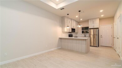 11503 N 24th Ln, McAllen, TX 78504 - photo 4