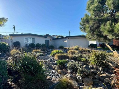 5239 El Arbol Dr, Carlsbad, CA 92008 - photo 2