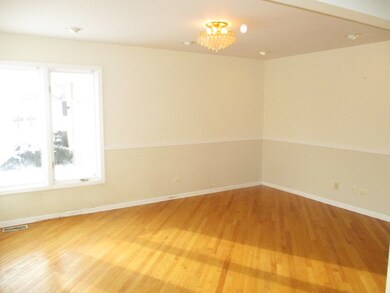 18601 Emily Ct unit 25, Hazel Crest, IL 60429 - photo 3