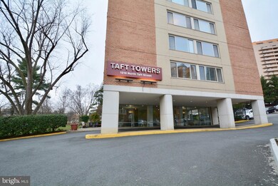 Taft Towers unit 308, Arlington, VA 22201 - photo 7