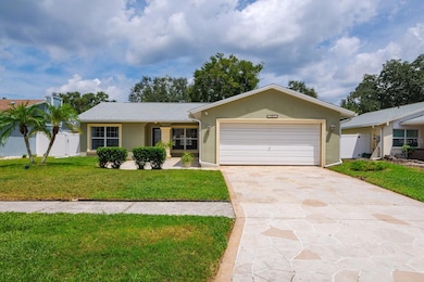 14918 Old Pointe Rd, Tampa, FL 33613 - photo 2