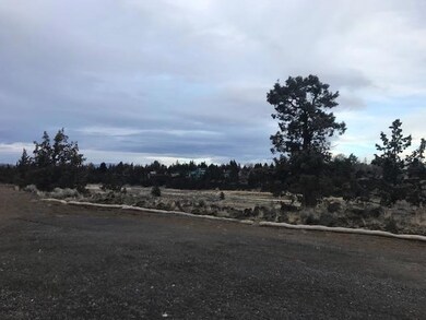 614 NW 13th St, Redmond, OR 97756 - photo 5