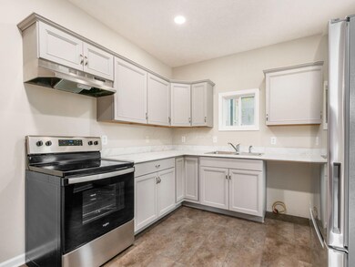 Fully updated kitchen!