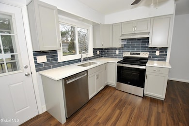 49 Delafield Dr, Albany, NY 12205 - photo 2