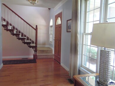 710 S Dobbs Glen St, Terre Haute, IN 47803 - photo 2