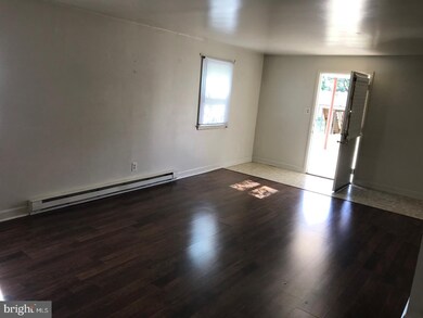 1172 East Ave, Waynesboro, PA 17268 - photo 3