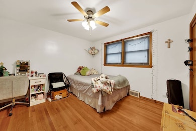 unlisted-address, Chicago, IL 60652 - photo 6