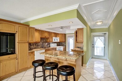 700 Pine Dr unit 204, Pompano Beach, FL 33060 - photo 6