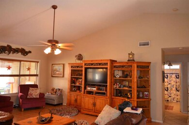 12422 W WINDSOR 007