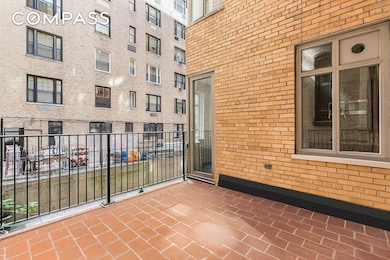 65 E 76th St unit 1C, New York, NY 10021 - photo 5