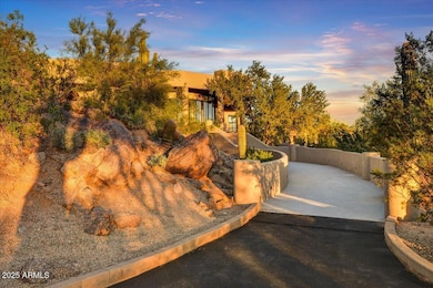 8812 E Palm Ln, Mesa, AZ 85207 - photo 2