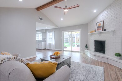 7219 Fairway Ct, Houston, TX 77088 - photo 6