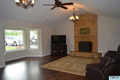 964 Winchester Dr, Moody, TX 76557 - photo 4