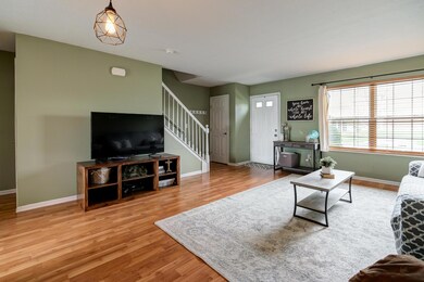 64 Highbluffs Blvd.