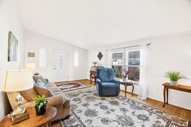 2 Bramble Cir, Rockland, MA 02370 - photo 7