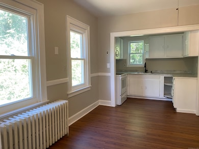 301 Terrace Ave, West Haven, CT 06516 - photo 7