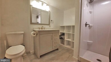 404 E H St, Brunswick, MD 21716 - photo 2