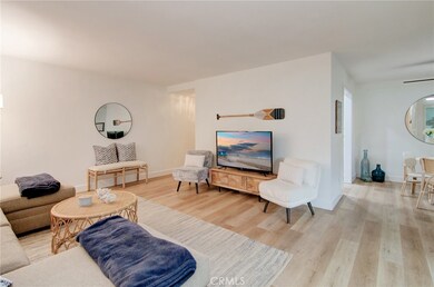 8633 Portola Ct unit 16H, Huntington Beach, CA 92646 - photo 5