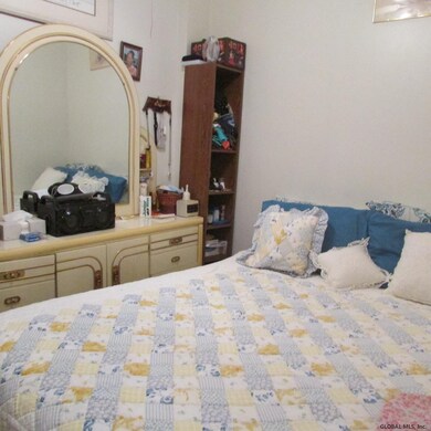 17 West St, Albany, NY 12206 - photo 4