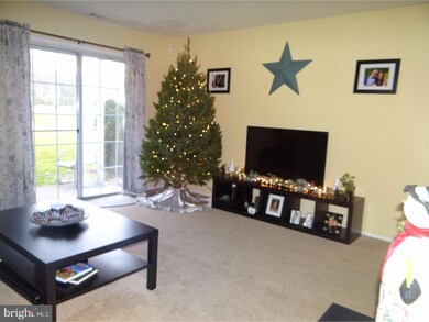 607 Yorkshire Ct unit 607, Sewell, NJ 08080 - photo 4
