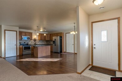 113 Player Path, Mankato, MN 56001 - photo 2