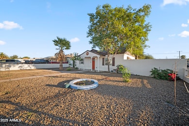 2547 W Adams St, Phoenix, AZ 85009 - photo 3