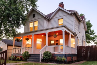 630 E 4th - 0004
