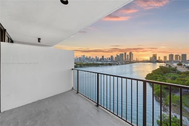 1000 Venetian unit 810, Miami Beach, FL 33139 - photo 7