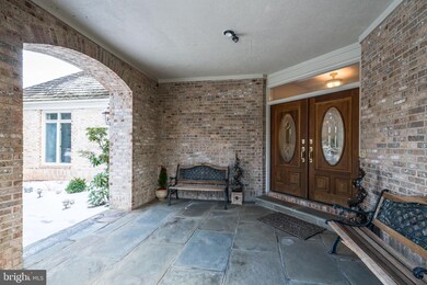 9900 Avenel Farm Dr, Potomac, MD 20854 - photo 2