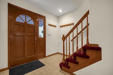 45-web-or-mls-894-tamara-dr-n