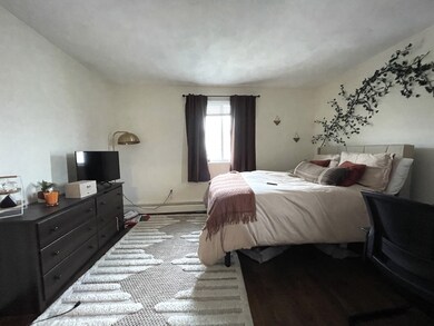 6 Mclean Place unit 7, Cambridge, MA 02140 - photo 4