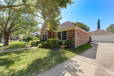 8711 Melting Shadows Ln, Houston, TX 77095 - photo 3