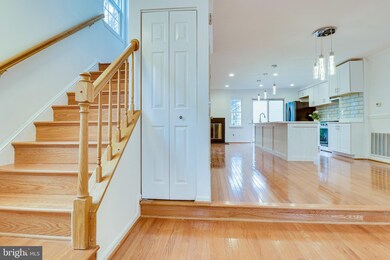 12301 Field Lark Ct, Fairfax, VA 22033 - photo 5