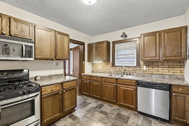 1125 6th St E, Saint Paul, MN 55106 - photo 7