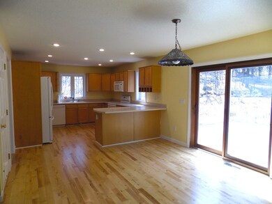 23 Dunhamtown Palmer Rd, Brimfield, MA 01010 - photo 2