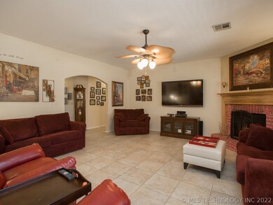 1805 W Miami St, Broken Arrow, OK 74011 - photo 6