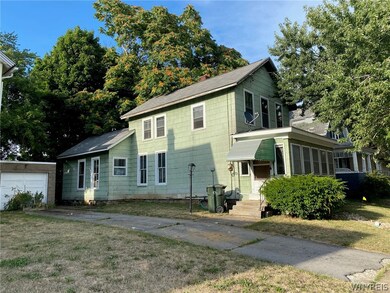 228 Thompson St, North Tonawanda, NY 14120 - photo 2