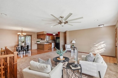 2463 110th St, Marengo, IA 52301 - photo 7