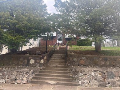 2512 Gibbs Ave NE, Canton, OH 44714 - photo 2
